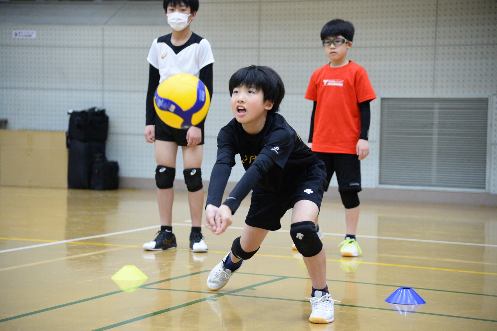 新小3～新小6男女｜元Vリーグ選手が指導！春休み愛知バレーボール合宿2025